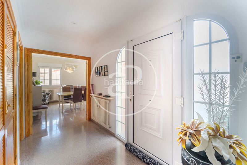 Foto 2ee4ec76-d1fd-45d5-aa33-22038ff065a0. Casa amb calefacció aparcament piscina a Centre-Zona Alta Alcoi