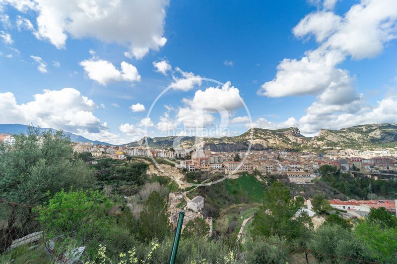 Foto 5c0bdb97-9ec3-48b3-b280-7af4d926ea7d. Casa amb calefacció aparcament piscina a Centre-Zona Alta Alcoi