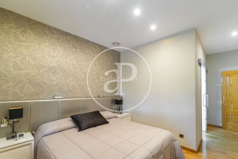 Foto 667c4e78-c104-4154-815c-6236bba9a2c1. Casa amb calefacció aparcament piscina a Centre-Zona Alta Alcoi