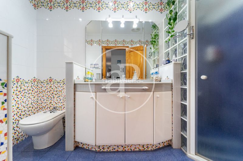 Foto c4829c03-4383-47d7-a60c-5b2070b056e8. Casa amb calefacció aparcament piscina a Centre-Zona Alta Alcoi