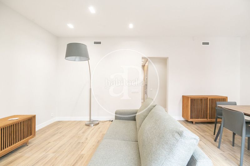 Foto 0c67e867-b6f9-4bd9-9363-edf4442dace3. Pis amb calefacció a La Nova Esquerra de l´Eixample Barcelona