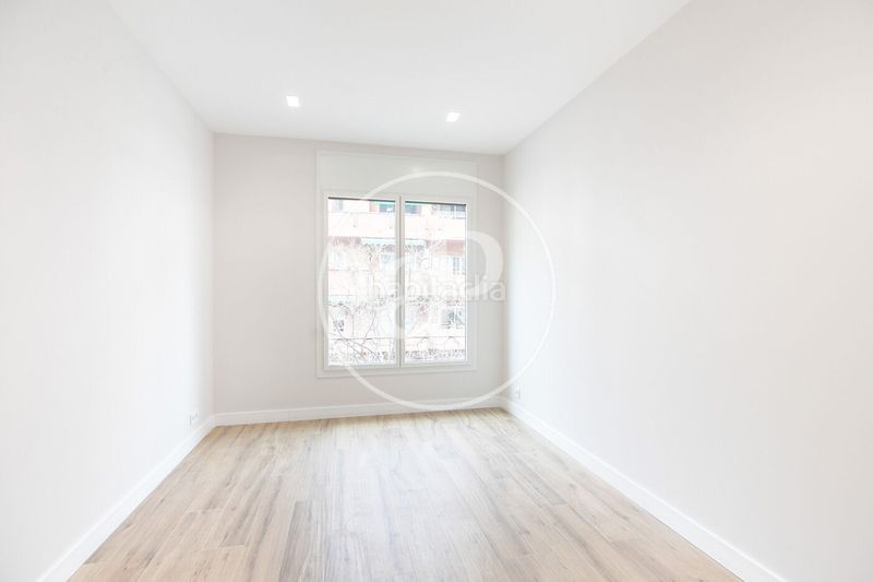 Foto 2fefe26c-e42f-40c5-b6e5-c2b59d783ced. Pis amb calefacció a La Nova Esquerra de l´Eixample Barcelona