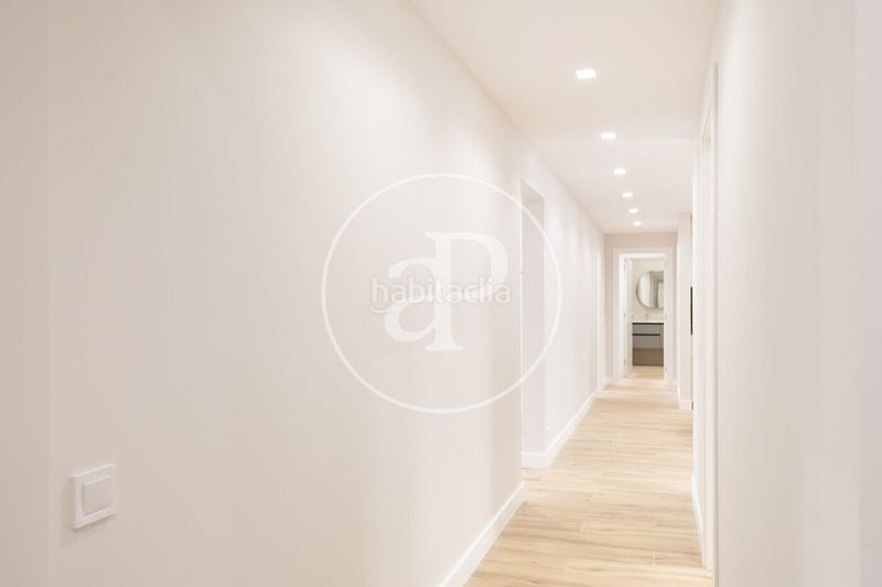 Foto b8d3eda6-ee2d-4a74-992b-dbdde3b1fbbd. Pis amb calefacció a La Nova Esquerra de l´Eixample Barcelona