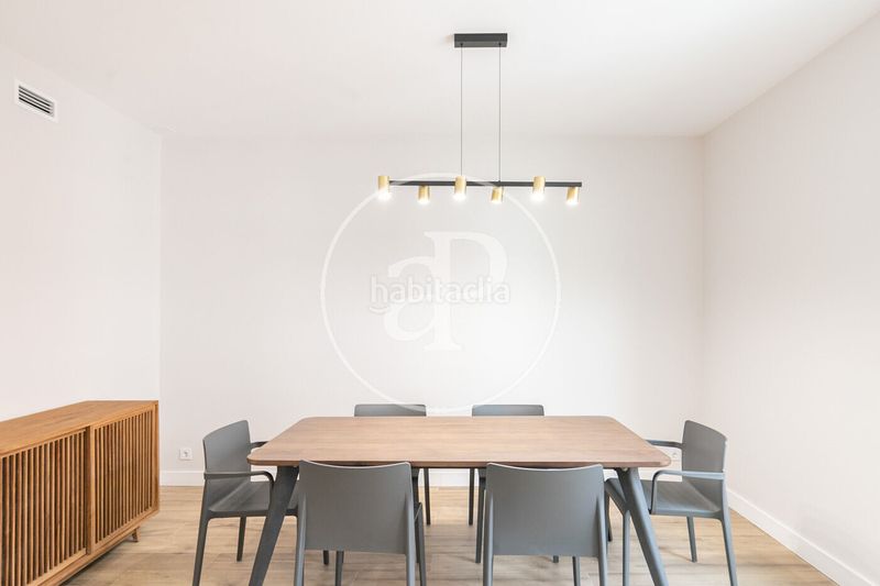 Foto e87c1c30-2da0-4650-8978-2cf4225b0fb1. Pis amb calefacció a La Nova Esquerra de l´Eixample Barcelona