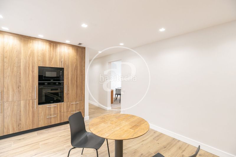 Foto fada49da-0c21-40e4-8bad-97f19d7f47db. Pis amb calefacció a La Nova Esquerra de l´Eixample Barcelona