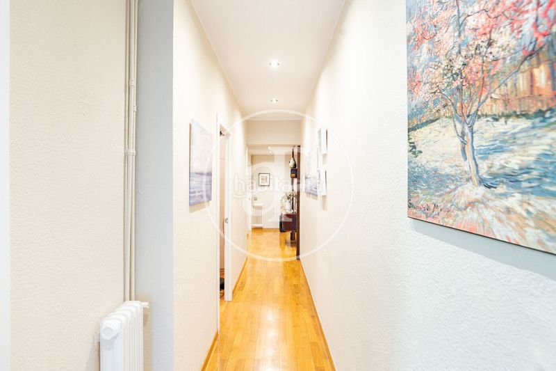 Foto 1d3c6084-6be8-4b3e-b469-4c9f09328b6c. Pis amb calefacció a Dreta de l´Eixample Barcelona