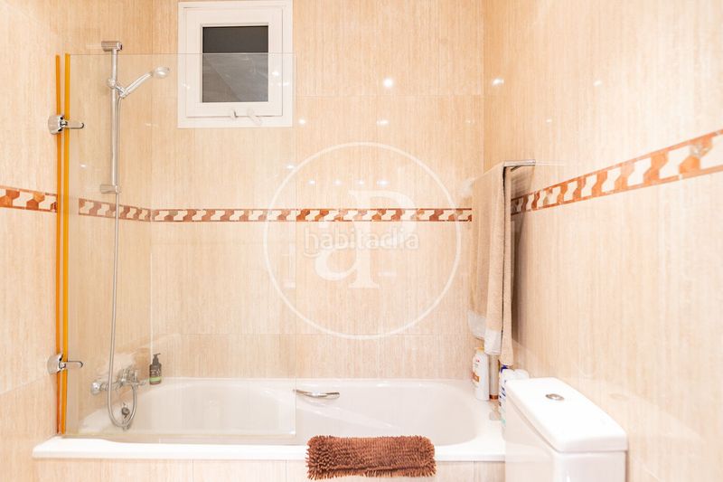 Foto 65d31578-1b23-4c2d-8cba-6f7686920706. Pis amb calefacció a Dreta de l´Eixample Barcelona