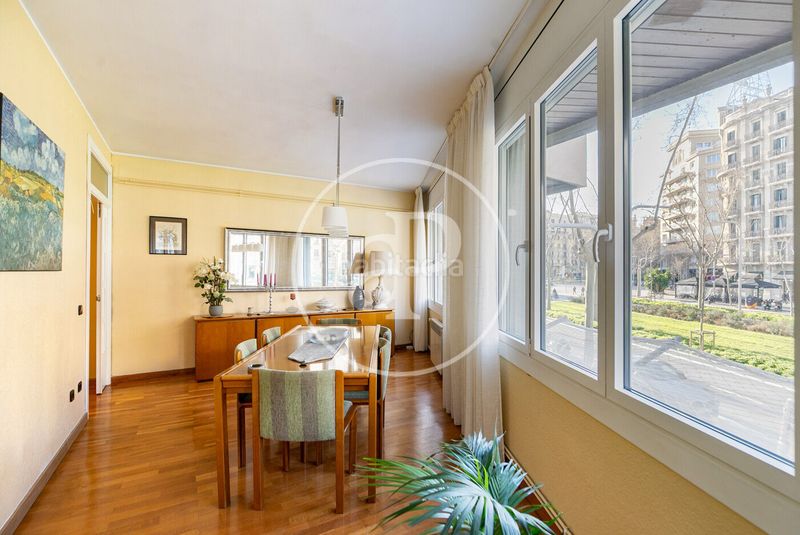 Foto 7f903a98-007c-472f-bebd-9ee7126505b5. Pis amb calefacció a Dreta de l´Eixample Barcelona