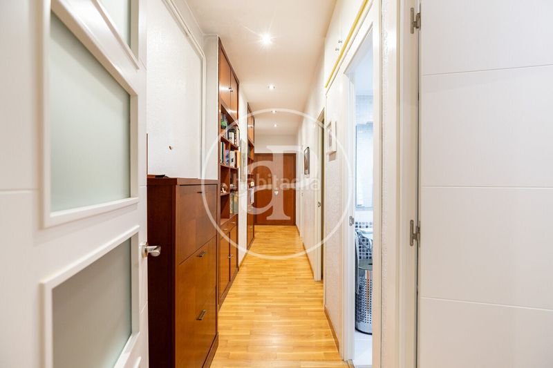 Foto 8e4e7e32-0e73-4254-8cdf-61846e340c37. Pis amb calefacció a Dreta de l´Eixample Barcelona