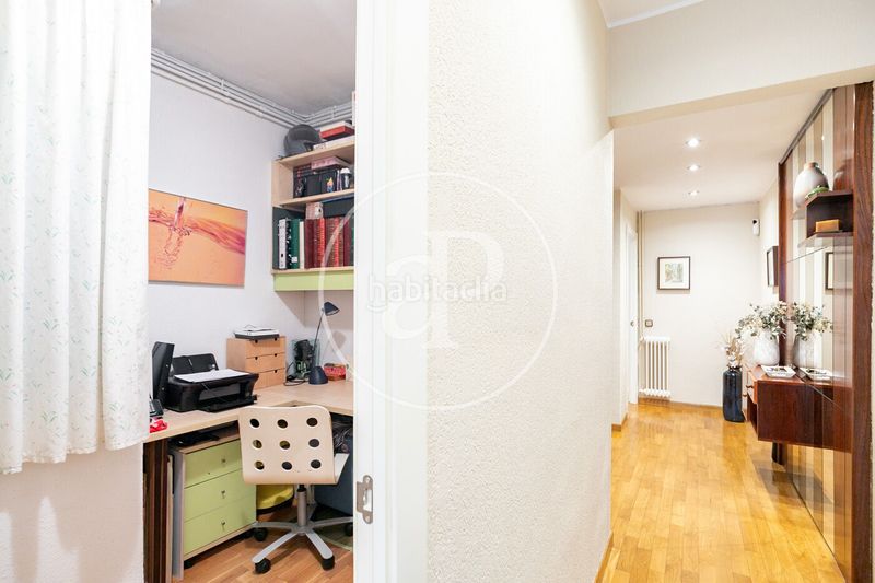 Foto fedaeae5-4796-48b6-8bec-69a54e6305eb. Pis amb calefacció a Dreta de l´Eixample Barcelona
