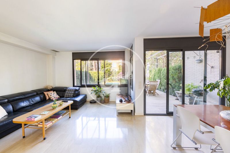 Foto da97ac70-8356-43c4-b83d-454d1da636ad. Casa amb calefacció aparcament piscina a Sector Est Premià de Mar