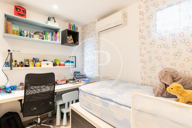 Foto b3f75322-c2db-47eb-b7b8-f6fa3b73b68e. Pis amb calefacció a Dreta de l´Eixample Barcelona