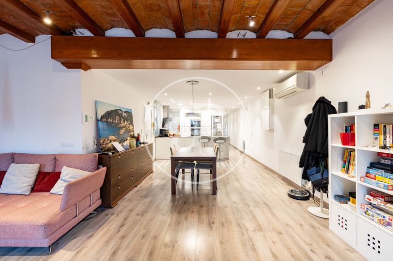 Foto c21da23f-d3de-4208-acfc-c5b732b037fc. Pis amb calefacció a Dreta de l´Eixample Barcelona