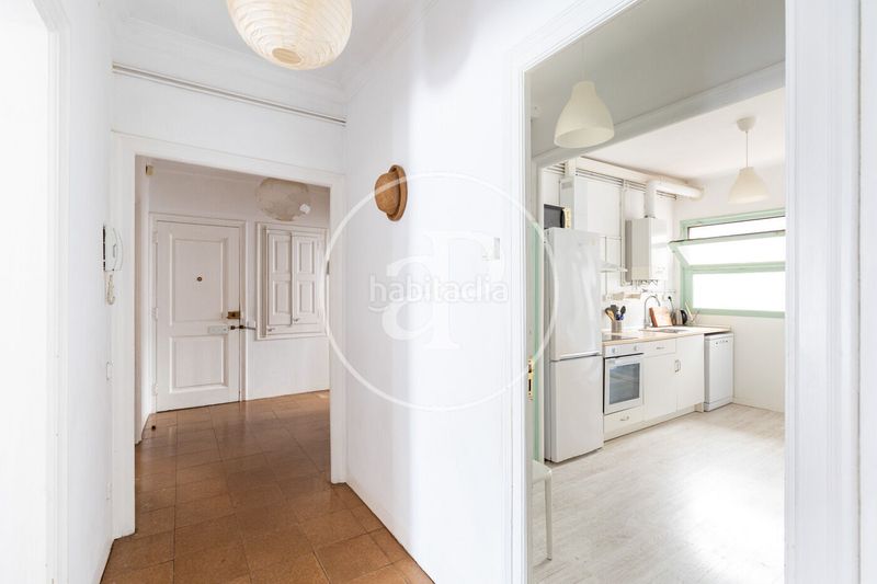 Foto cc62c6f5-6d7d-4bce-b8e4-3ce26d0b41f1. Pis amb calefacció a Vila de Gràcia Barcelona
