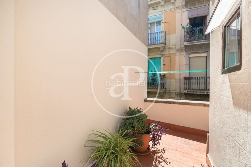 Foto f396948d-8d37-4f5c-b6c6-e4b156ae4683. Pis amb calefacció a Vila de Gràcia Barcelona