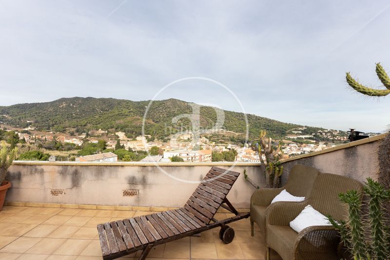 Foto 56b31c2a-b227-4831-85d6-9c6505f7c799. Casa adossada amb calefacció aparcament a Teià