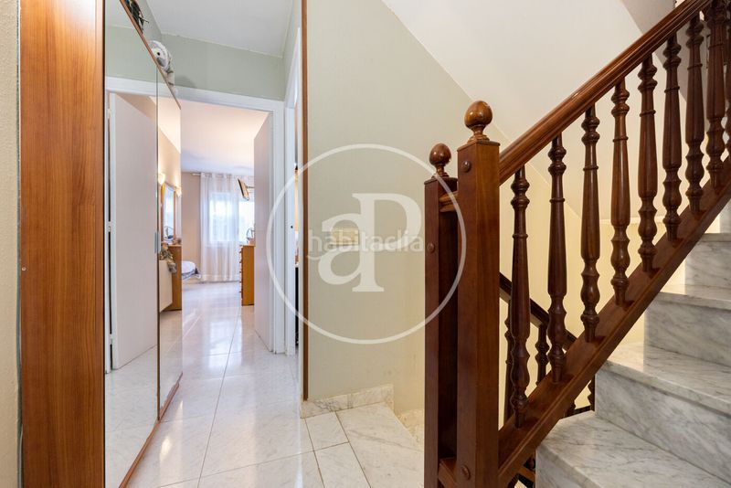Foto b86bc0cd-8d68-4680-add2-d92543e08ee2. Casa adossada amb calefacció aparcament a Teià