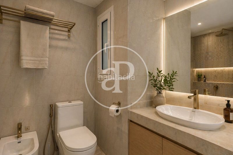 Foto e3be1331-d832-42c9-b9b9-ee17564a4f25. Pis amb calefacció a L´Antiga Esquerra de l´Eixample Barcelona