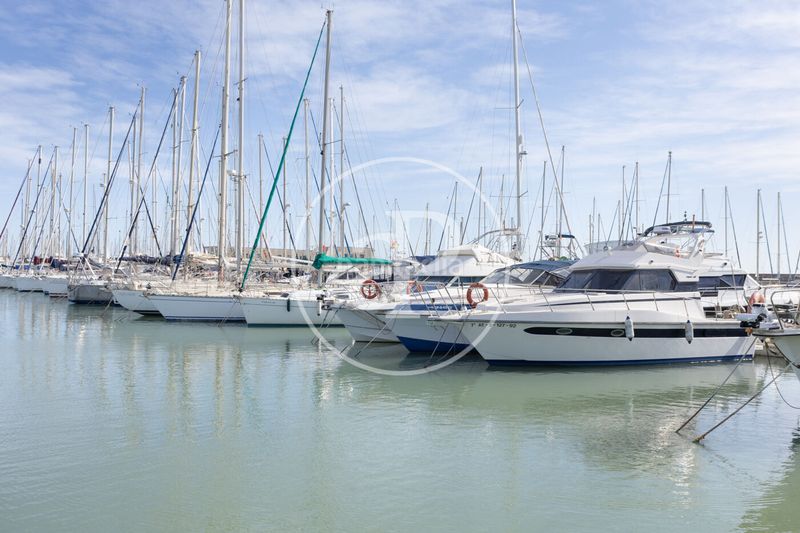 Foto bd3d7a1a-7282-4294-b708-b5d4f86fcc43. Casa amb calefacció a Playa Burriana