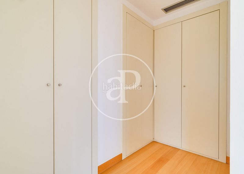 Foto 6481b4e2-bc08-46db-9059-845becf34ce9. Àtic amb calefacció aparcament piscina a Sant Gervasi - Bonanova Barcelona