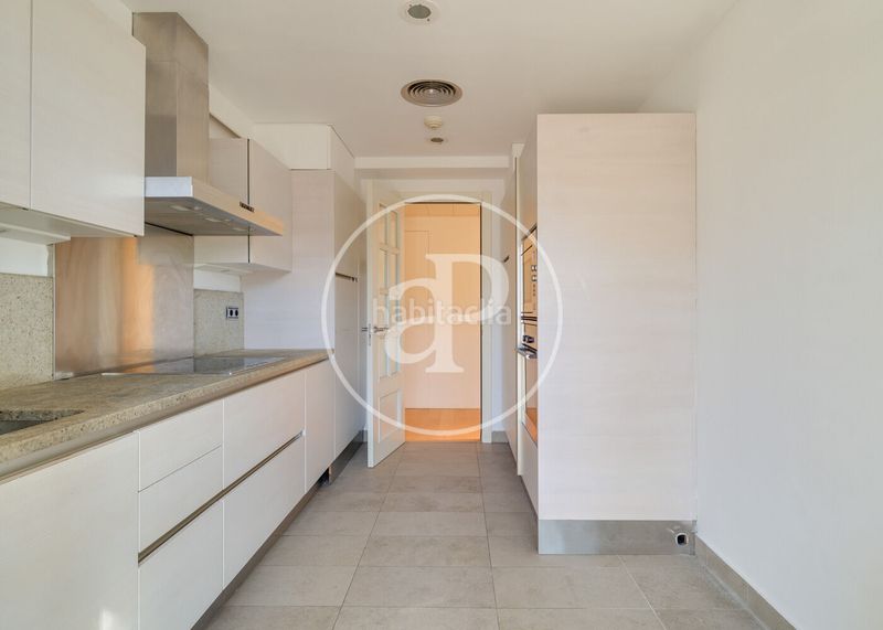 Foto 7d0758b8-ef58-4d2c-aec5-7053c2cf29b9. Àtic amb calefacció aparcament piscina a Sant Gervasi - Bonanova Barcelona