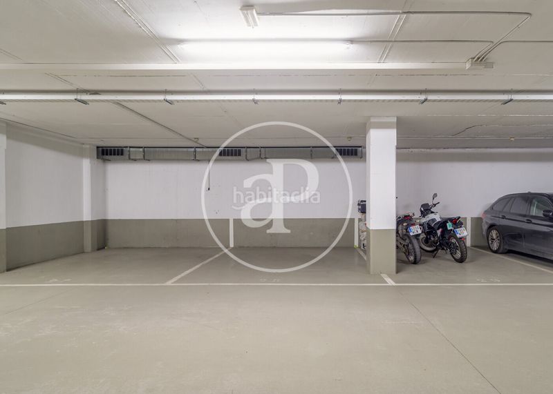 Foto 7f89ac57-ee52-4a68-ac8c-d81c8f79994e. Àtic amb calefacció aparcament piscina a Sant Gervasi - Bonanova Barcelona