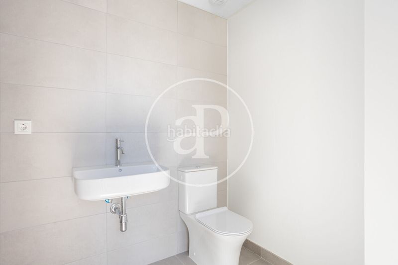 Foto 198e5f03-6dfe-4e9d-b72e-76953ea3f2bd. Pis amb calefacció a Barrio Benicalap Valencia