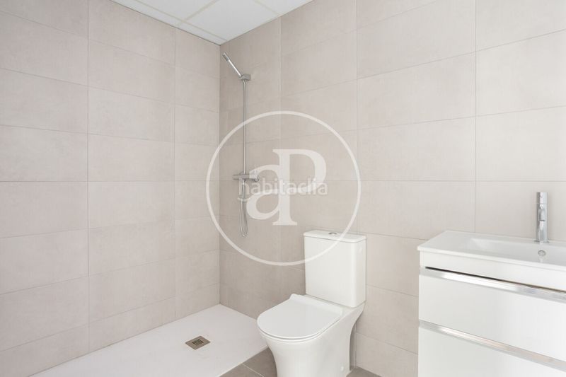 Foto 503380e6-e8ce-489c-aab9-6ecaad0a67fc. Pis amb calefacció a Barrio Benicalap Valencia