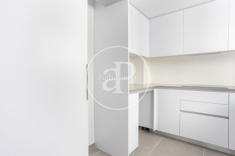 Foto 5ed3d310-cafd-4944-970d-445116cd837e. Pis amb calefacció a Barrio Benicalap Valencia