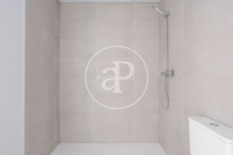 Foto 6ab127ee-1004-4a59-acfc-f0946f0612e5. Pis amb calefacció a Barrio Benicalap Valencia