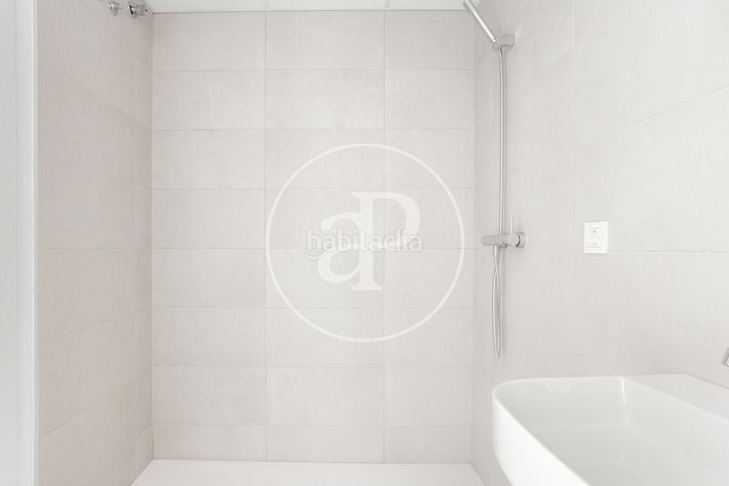 Foto 906417c3-382b-4177-bcc8-440b7844febd. Pis amb calefacció a Barrio Benicalap Valencia