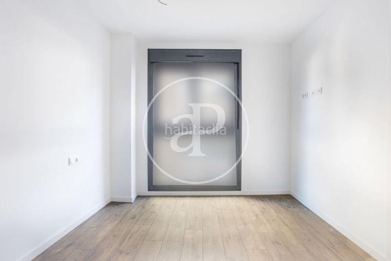 Foto 9aca754b-e054-4f99-b829-caebcdcc0a79. Pis amb calefacció a Barrio Benicalap Valencia