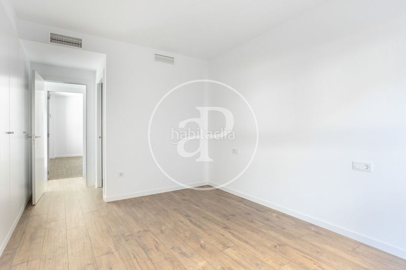 Foto ae62c195-d4c7-42f6-a6a7-ca5eda4d91e7. Pis amb calefacció a Barrio Benicalap Valencia