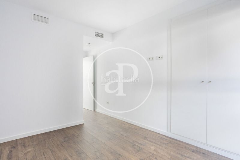 Foto e65704e7-9785-4eb4-8029-7a186dd621c3. Pis amb calefacció a Barrio Benicalap Valencia