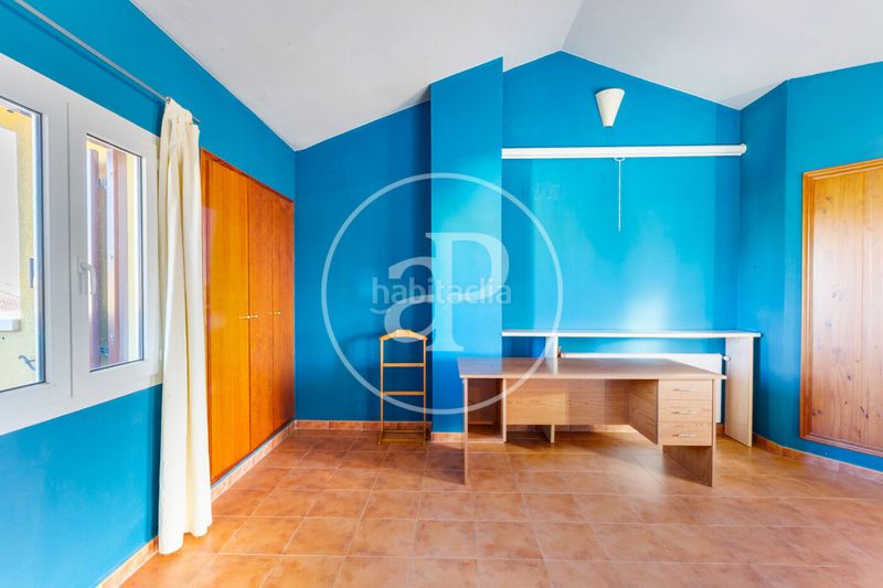 Foto eb3fb53f-9463-44aa-ab4b-81b821846016. Casa adossada amb calefacció aparcament piscina a Riba - roja de Túria