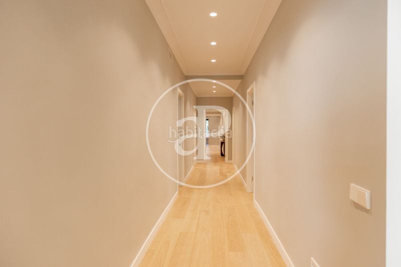 Foto ebaa51b6-5d1f-49a4-9757-e44317af9884. Pis amb calefacció a Sant Gervasi - Galvany Barcelona
