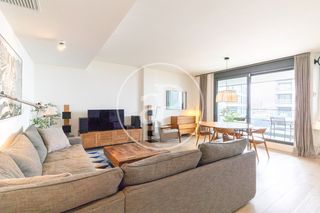 Rent Penthouse  Plaza miquel xirgu rico, badalona. Alquiler de ático en paseo del mare nostrum en la zona del port