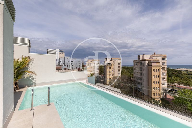 Foto 5f3a515c-172f-4be5-a4b3-605e3a388db0. Pis amb calefacció piscina a Poblenou Barcelona