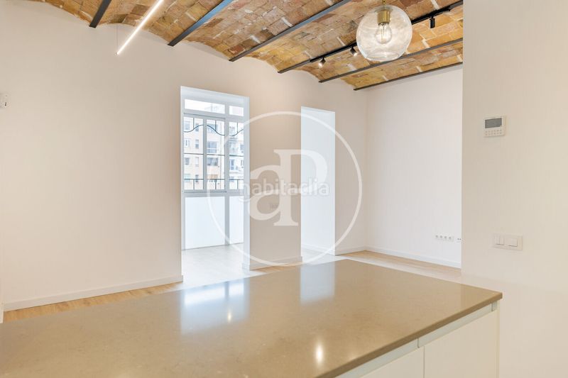 Foto 35d1d3dc-2f22-4b19-9b74-9df3a62db0a5. Pis amb calefacció a La Nova Esquerra de l´Eixample Barcelona