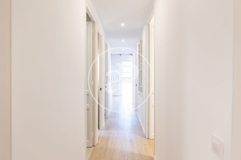 Foto 99074c61-7d15-4ff3-87d0-01b0e977c2b9. Pis amb calefacció a La Nova Esquerra de l´Eixample Barcelona