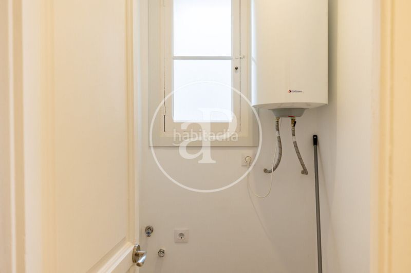 Foto f961493e-8340-481c-98f7-7a4099c04768. Pis amb calefacció a La Nova Esquerra de l´Eixample Barcelona