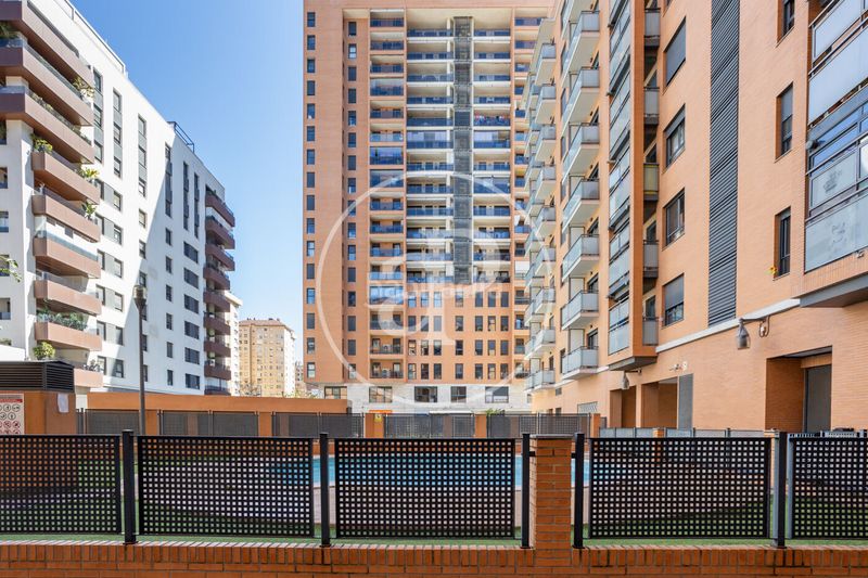 Foto 82780b2d-3aa8-424f-91ca-55ce6f4c45a2. Pis amb calefacció aparcament piscina a Ciutat de les Ciències i de les Arts - Justicia Valencia