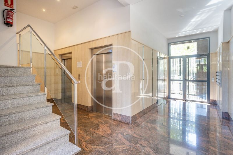 Foto a093d8e1-905f-4de8-b6ad-9dd0d2f9a0a1. Pis amb calefacció aparcament piscina a Ciutat de les Ciències i de les Arts - Justicia Valencia