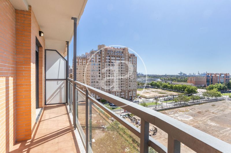 Foto e947d5cc-c0c8-4636-9455-cfbcfe41fb29. Pis amb calefacció aparcament piscina a Ciutat de les Ciències i de les Arts - Justicia Valencia