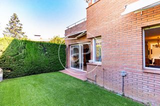 Casa pareada  Carrer d'elisenda ribatallada. Magnifica casa en venta en eixample de sant cugat del valles
