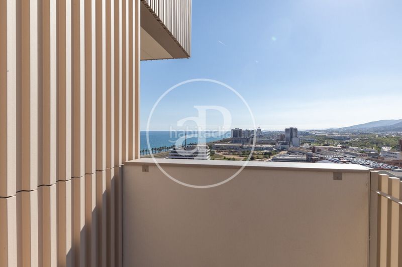 Foto 95dfbc6b-7de9-41fb-afc3-fa71bf3f9c54. Rent flat with heating parking pool in Eixample Mataró