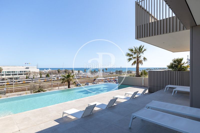 Foto aecaaede-db73-4276-9689-0794b78ae8a9. Rent flat with heating parking pool in Eixample Mataró