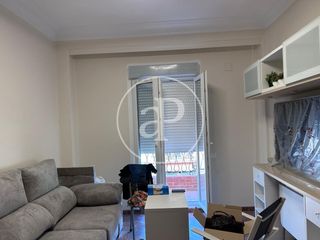 Affitto Appartamento  Av. de peris i valero. Piso en alquiler en ruzafa