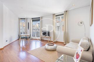 Affitto Appartamento  C/ de la barcelonina. Piso en alquiler en plaza del ayuntamiento