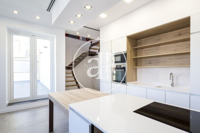 Foto 106a5e77-ae41-4eb2-a110-b84c67c5149f. Dúplex amb calefacció a Sant Francesc Valencia